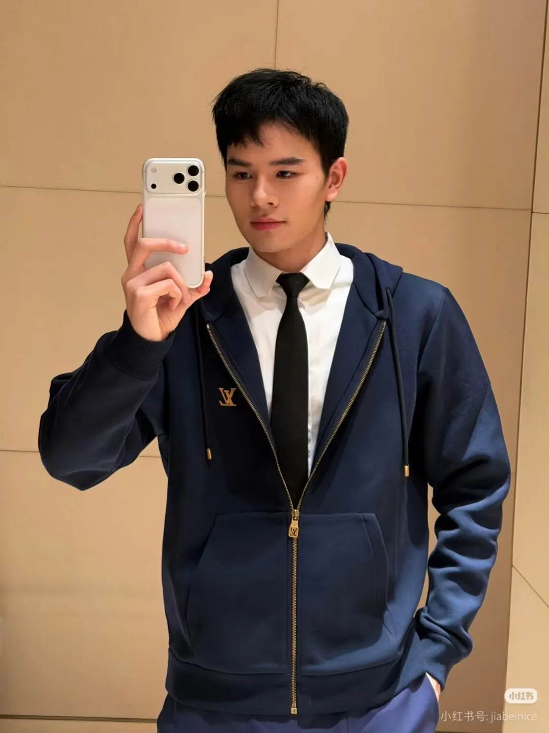 Louis Vuitton/Louis Vuitton leather logo zipper hooded jacket